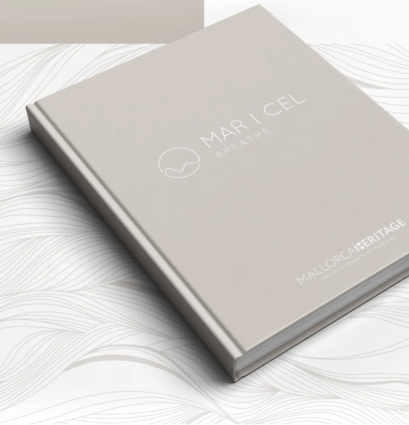 Portada del dossier Mar i Cel Breathe con el isotipo de la ola y el logotipo de Mallorca Heritage