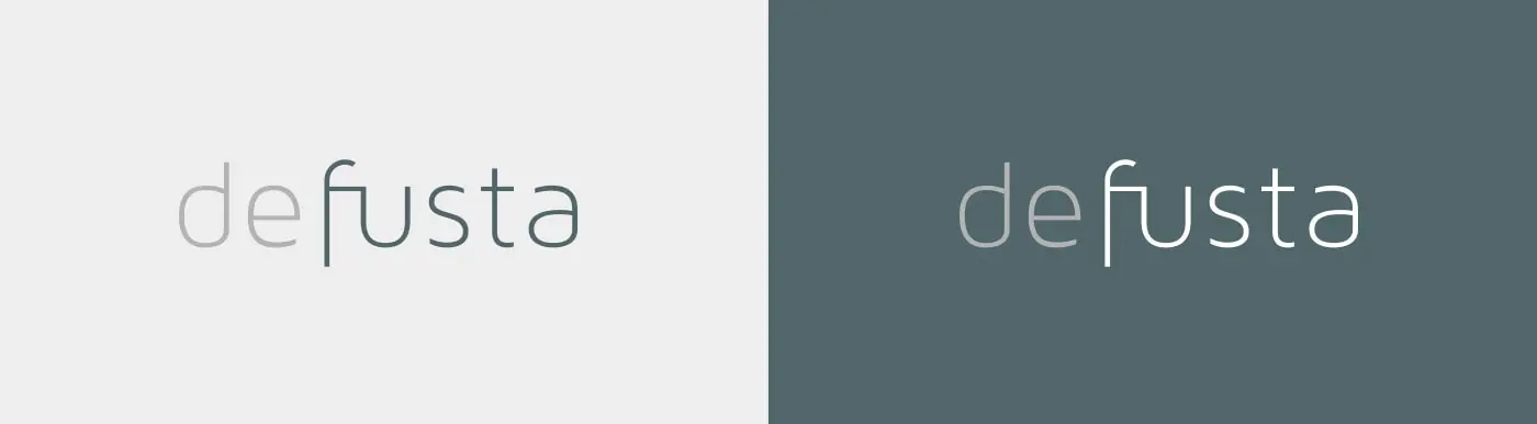 Logotipo de Defusta en gris y azul grisáceo sobre fondo claro y sobre fondo oscuro