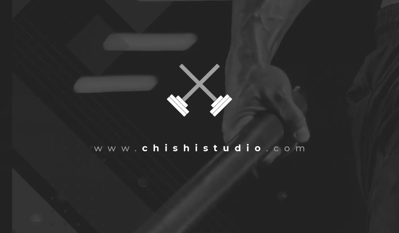 Hand holding the bar of a Chishi Mod with the logo and the URL chishistudio.com