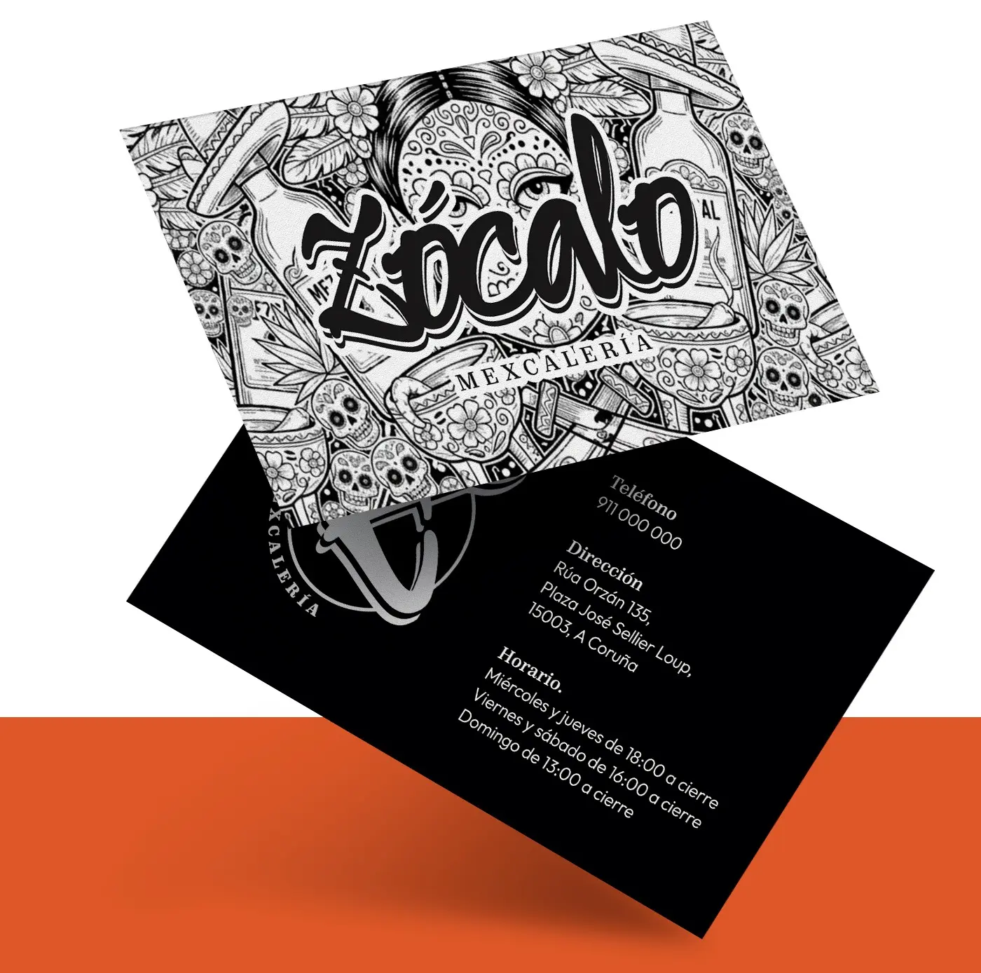Mockup de targeta de visita amb il·lustració de calavera i les dades de contacte del local