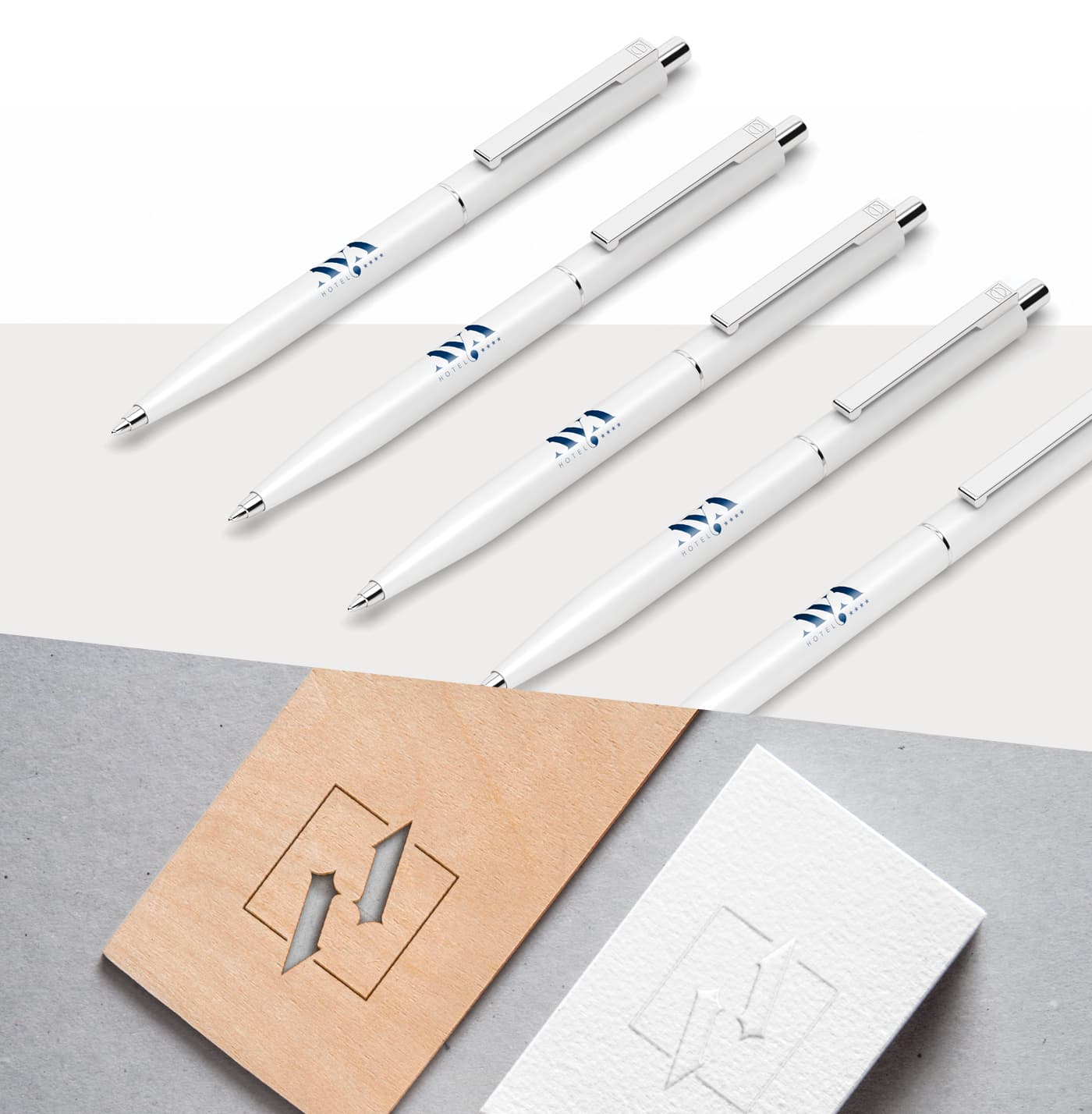Bolígrafos y tarjetas grabadas en madera y papel con el logotipo de AyA Hotel
