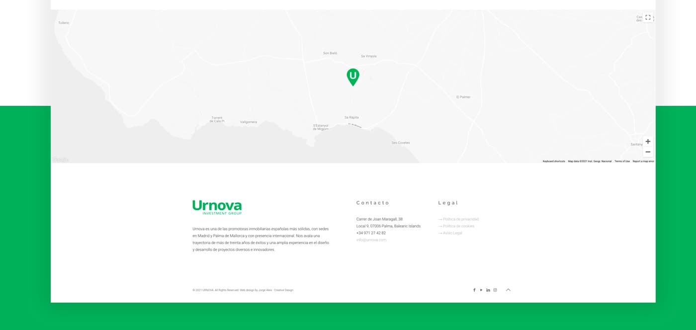Mapa de localización con el pin verde de Urnova y el pie de página del sitio