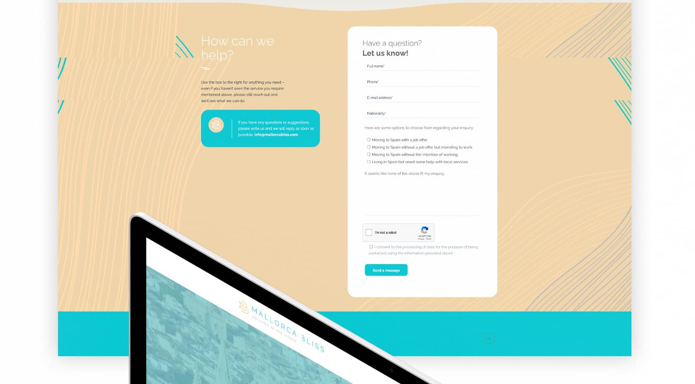 Maqueta de portàtil amb el formulari de contacte de la web