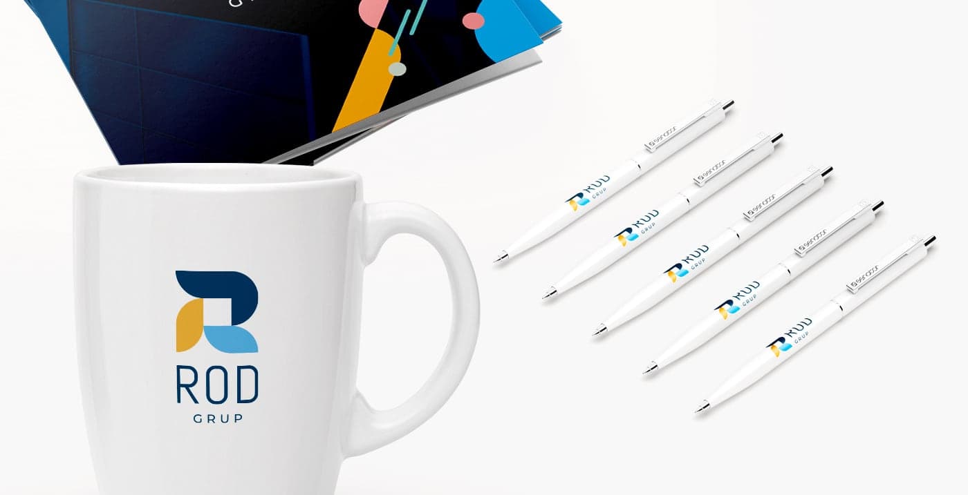 Tassa i bolígrafs promocionals amb el logotip Rod Grup