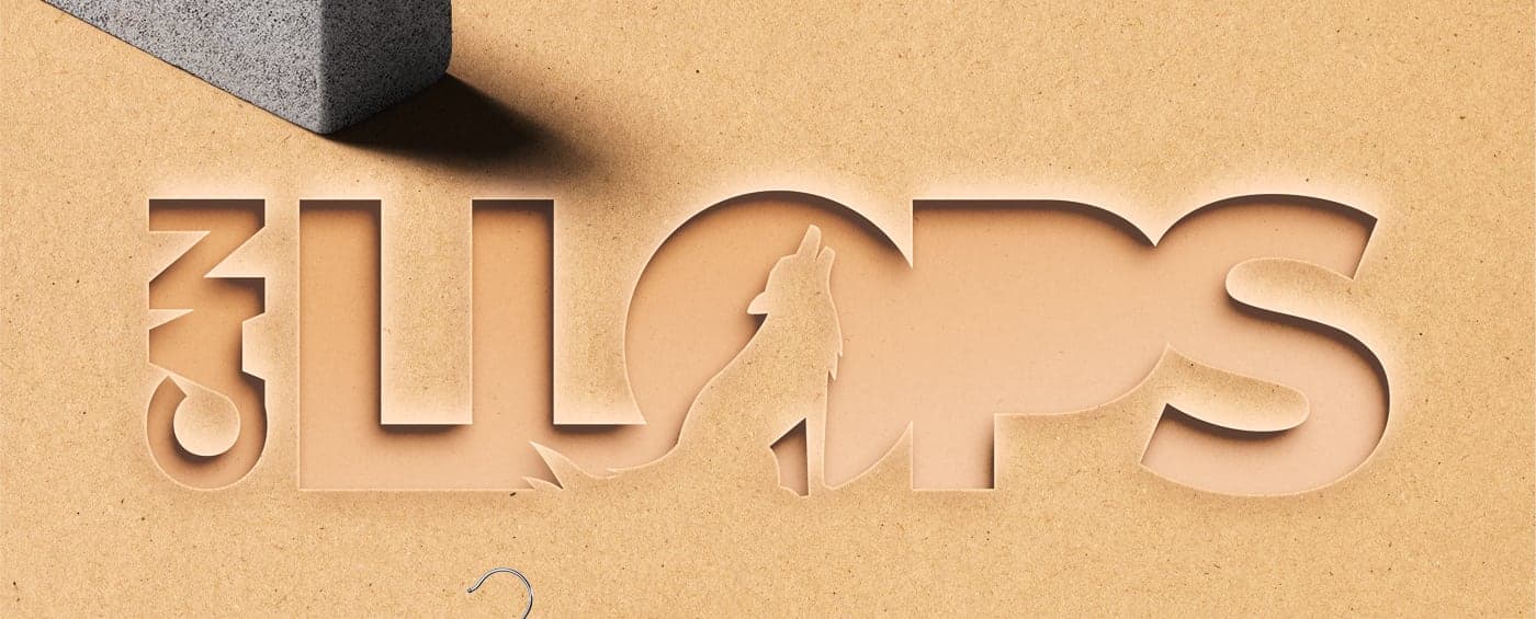 Logotip troquelat en relleu sobre una superfície de cartró kraft