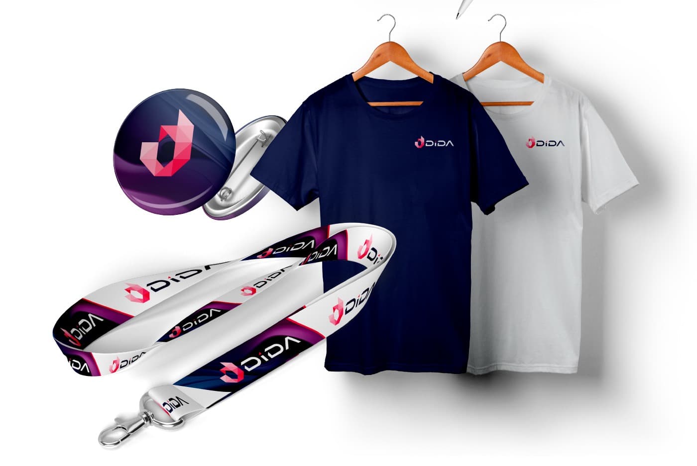 Mockup de camisetas, chapa y lanyard con el logotipo Dida Travel