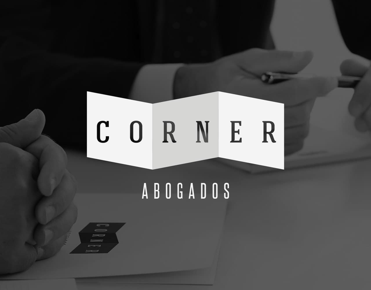 Disseny web corporatiu per a Corner Abogados, bufet de referència a Palma