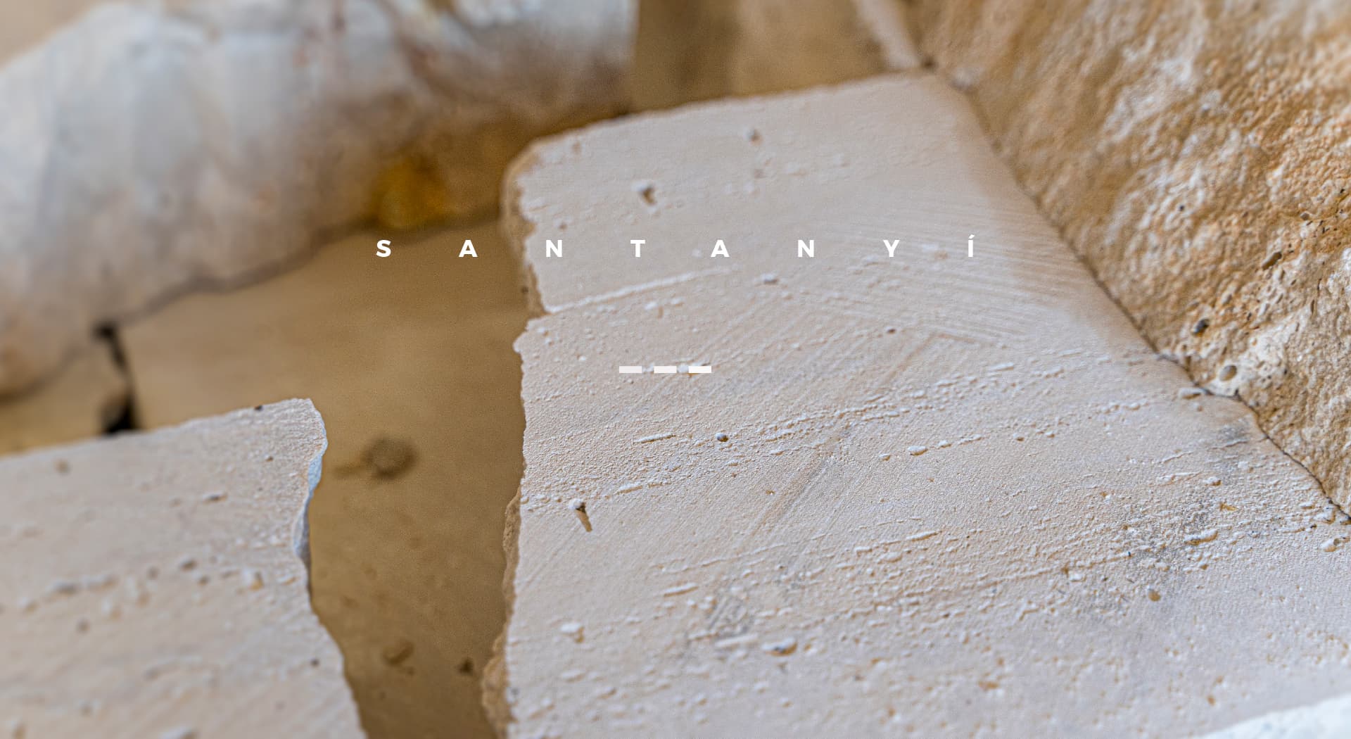 Una identidad para seis viviendas exclusivas en Santanyí.